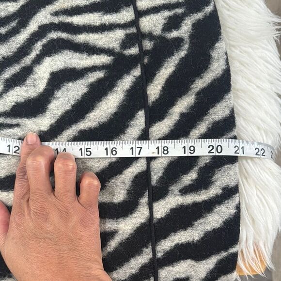 Ann Taylor Black and White Zebra Print Ruffled Trumpet Midi Skirt - Picture 10 of 11